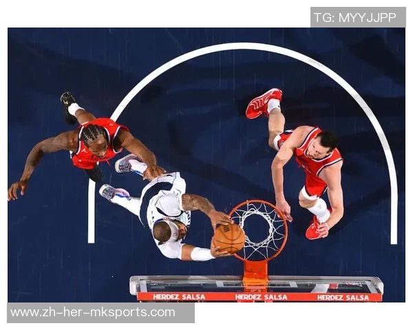 NBA季后赛独行侠与快船第二场精彩对决录像回放分析与精彩瞬间回顾